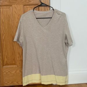 Lululemon men’s short sleeve L